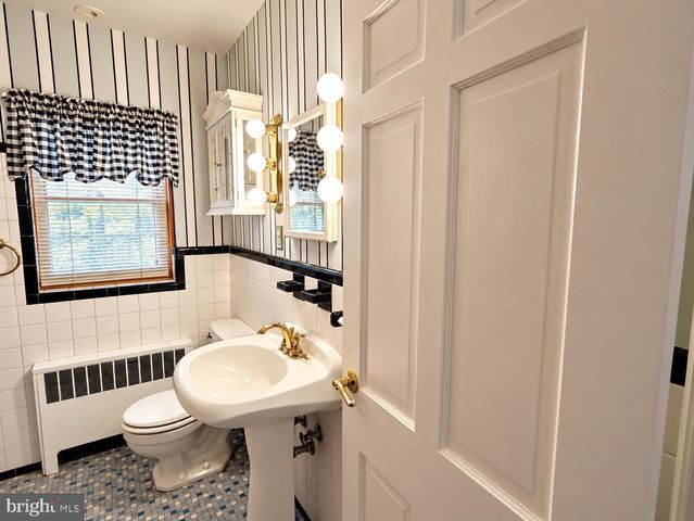 708 DRYDEN DR, Baltimore, MD 21229