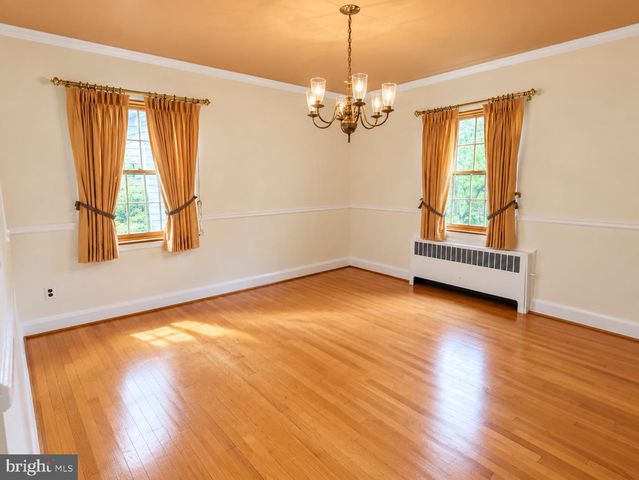 708 DRYDEN DR, Baltimore, MD 21229