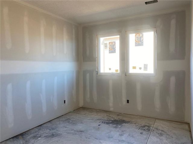 19329 Skyview Lane, Spring Hill, KS 66083