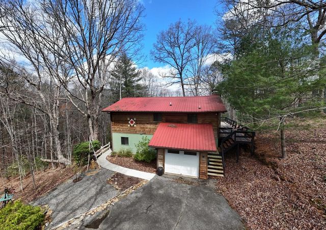 9 Silver Maple Lane, Murphy, NC 28906