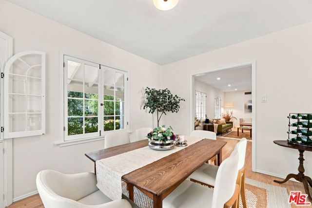 11363 Gladwin Street, Los Angeles, CA 90049