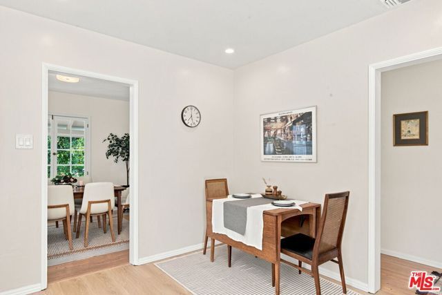 11363 Gladwin Street, Los Angeles, CA 90049