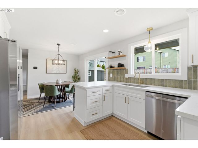20840 Sw WYNGATE St, Beaverton, OR 97078