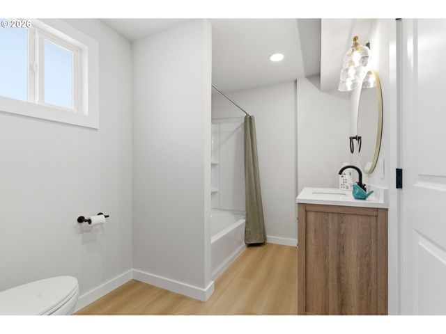20840 Sw WYNGATE St, Beaverton, OR 97078