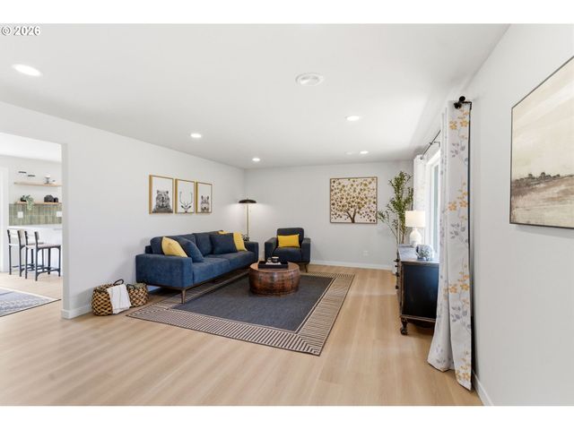 20840 Sw WYNGATE St, Beaverton, OR 97078