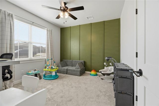 9909 Glover River Drive, Yukon, OK 73099