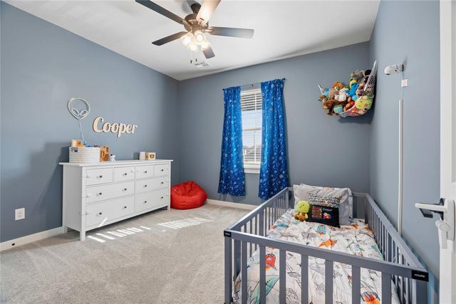 9909 Glover River Drive, Yukon, OK 73099