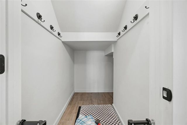 9909 Glover River Drive, Yukon, OK 73099