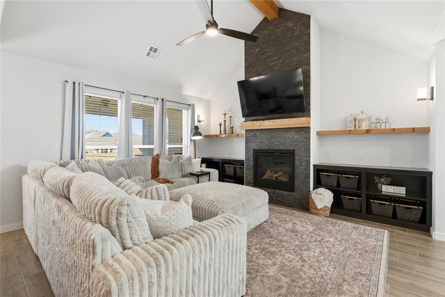 9909 Glover River Drive, Yukon, OK 73099