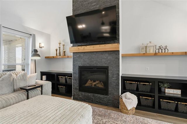 9909 Glover River Drive, Yukon, OK 73099