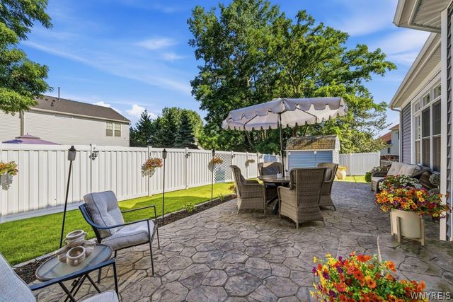 5533 Twilight Lane, Lockport Town, NY 14094
