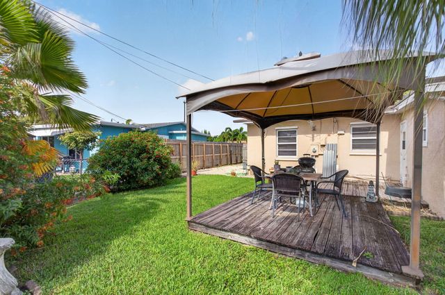 2750 NE 9TH Terrace, Pompano Beach, FL 33064