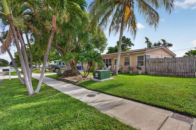 2750 NE 9TH Terrace, Pompano Beach, FL 33064