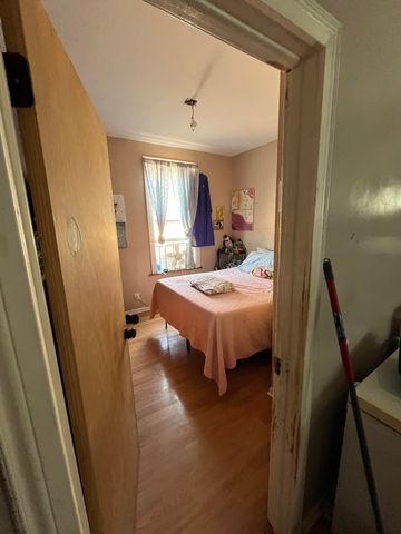 1528 Euclid Avenue, Berwyn, IL 60402
