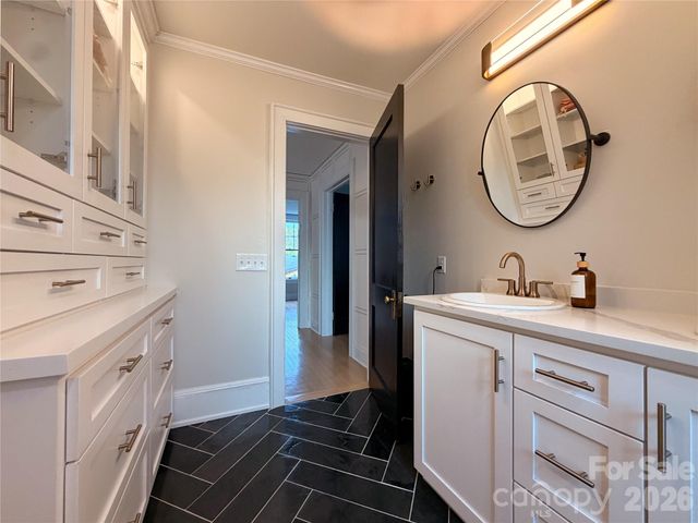 925 E Main Street, Albemarle, NC 28001