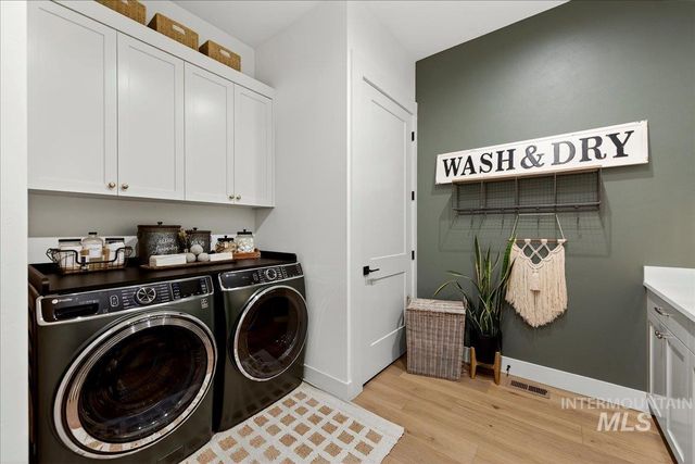 24853 Haflinger Way, Middleton, ID 83644