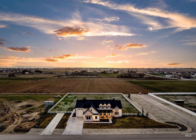 24853 Haflinger Way, Middleton, ID 83644