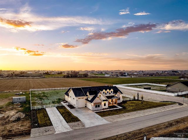 24853 Haflinger Way, Middleton, ID 83644