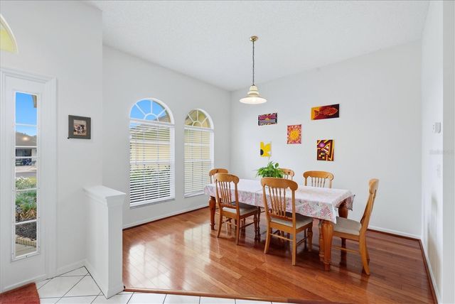 3510 CRYSTAL LAKES COURT, Sarasota, FL 34235