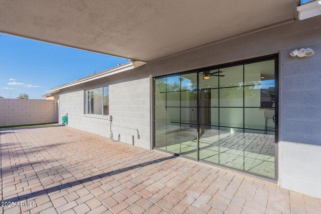 5248 N 102ND Avenue, Glendale, AZ 85307