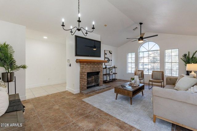 5248 N 102ND Avenue, Glendale, AZ 85307