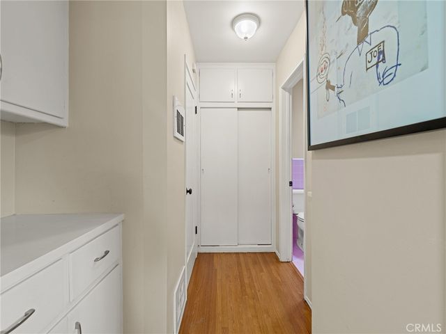 3042 E 3rd Street 2, Long Beach, CA 90814