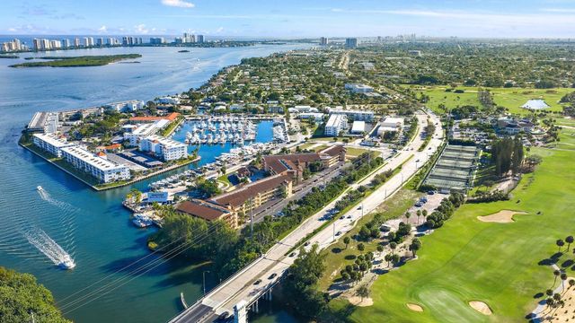 1036 Us Highway 1 119, North Palm Beach, FL 33408