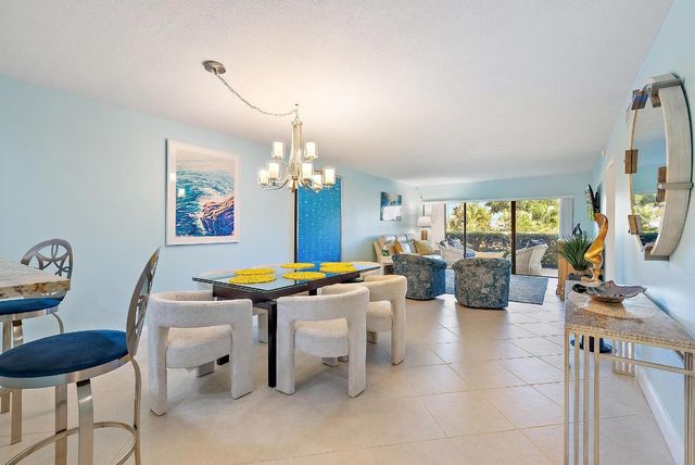 1036 Us Highway 1 119, North Palm Beach, FL 33408