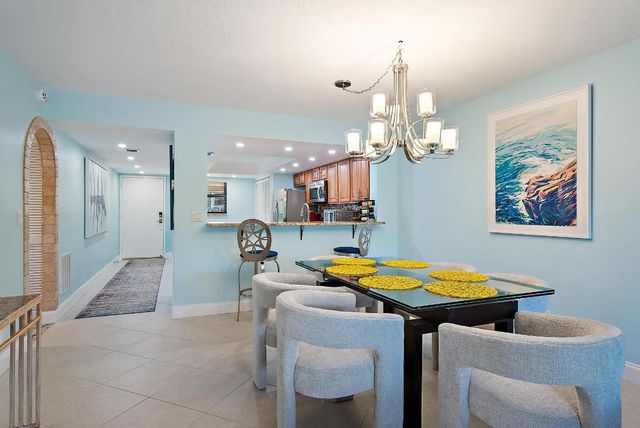 1036 Us Highway 1 119, North Palm Beach, FL 33408