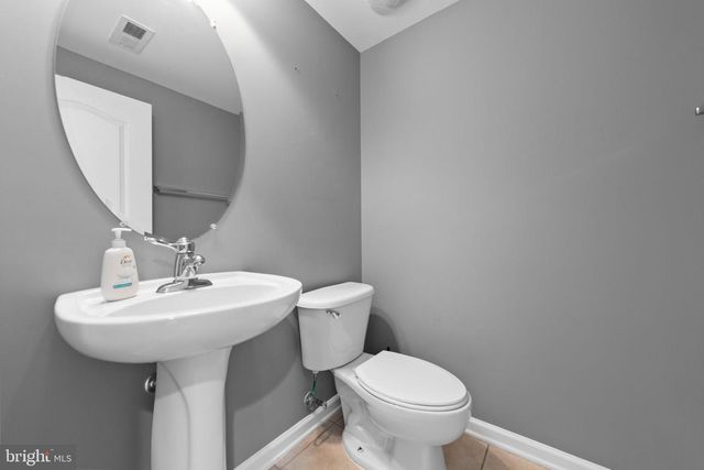 402 QUINTON OAKS CIR, Stephens City, VA 22655