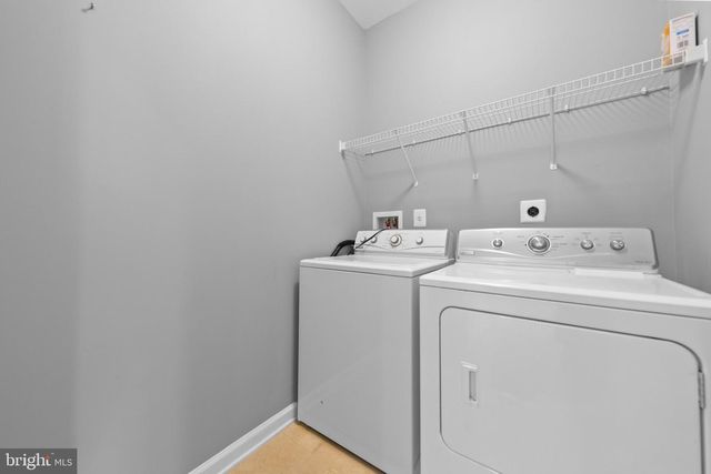 402 QUINTON OAKS CIR, Stephens City, VA 22655