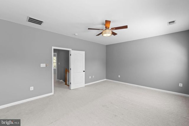402 QUINTON OAKS CIR, Stephens City, VA 22655