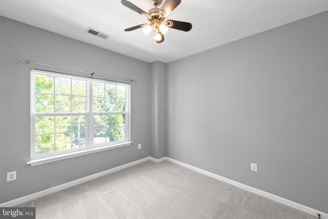 402 QUINTON OAKS CIR, Stephens City, VA 22655