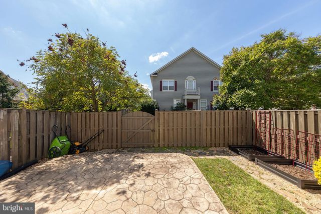 402 QUINTON OAKS CIR, Stephens City, VA 22655