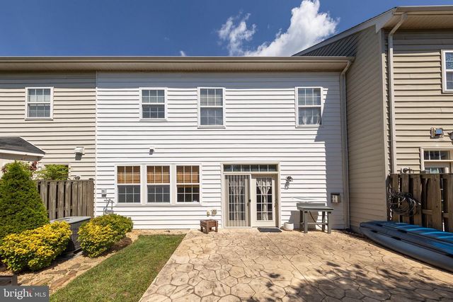 402 QUINTON OAKS CIR, Stephens City, VA 22655