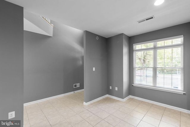 402 QUINTON OAKS CIR, Stephens City, VA 22655