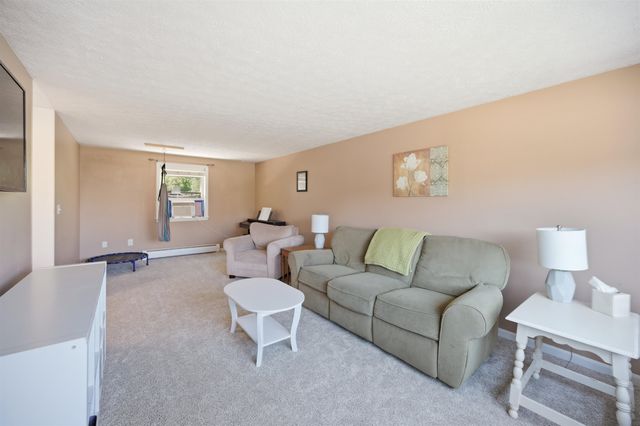 235 Patricia Lane, Manchester, NH 03104