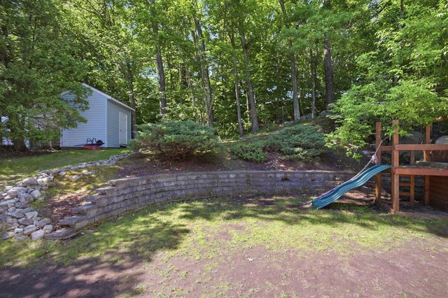 235 Patricia Lane, Manchester, NH 03104