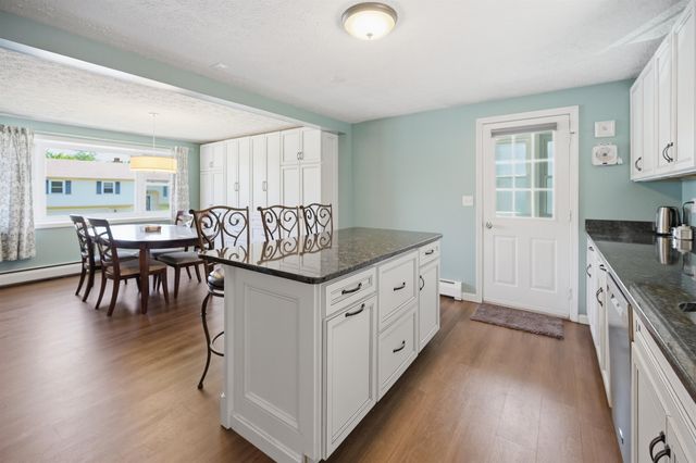 235 Patricia Lane, Manchester, NH 03104