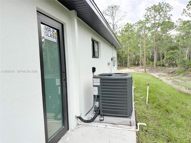 1216 James Ave, Lehigh Acres, FL 33972