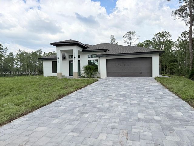 1216 James Ave, Lehigh Acres, FL 33972