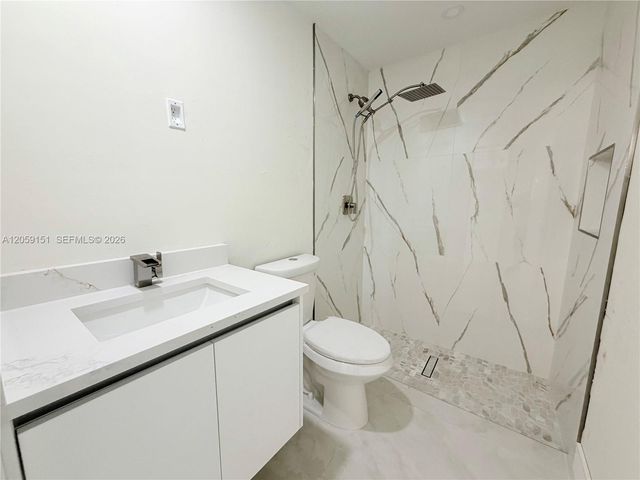 1216 James Ave, Lehigh Acres, FL 33972