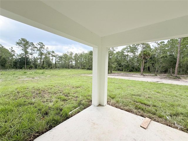 1216 James Ave, Lehigh Acres, FL 33972