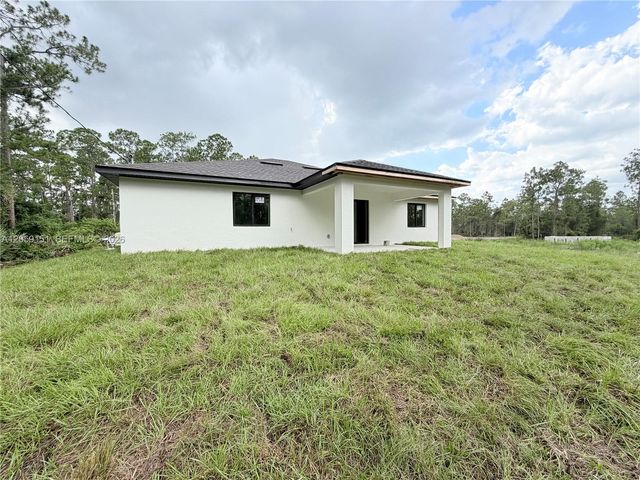 1216 James Ave, Lehigh Acres, FL 33972