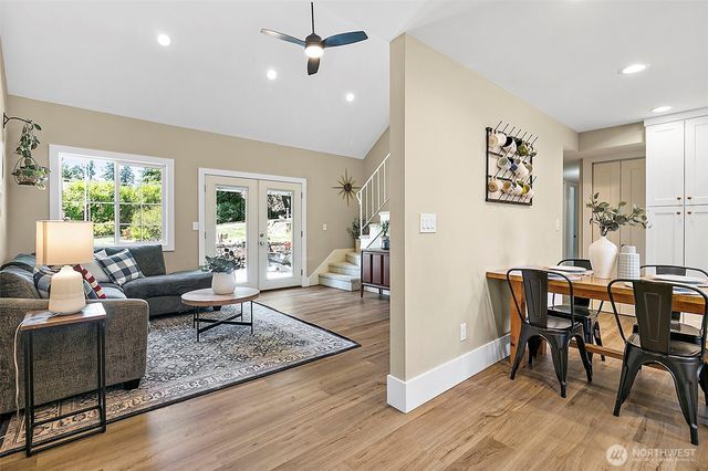 16355 130th Avenue SE, Renton, WA 98508