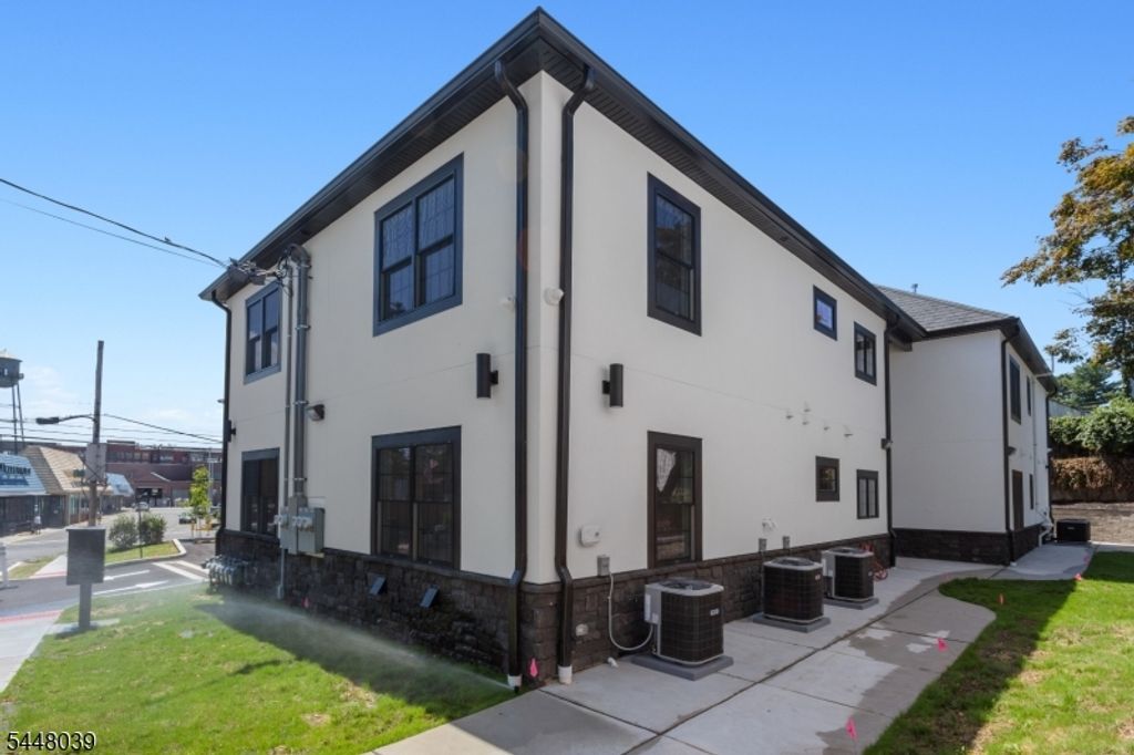 5 Milton Ave, Clifton City, NJ 07013 — photo 3