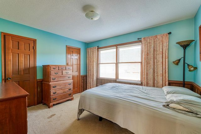 177 Rubin Thorne Rd, Campobello, SC 29322