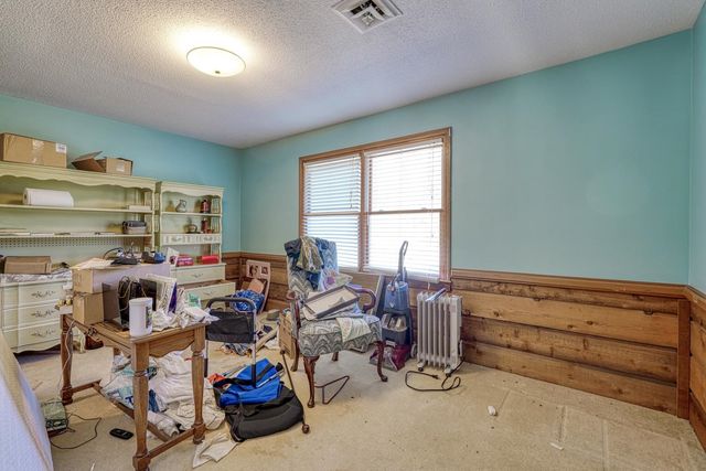 177 Rubin Thorne Rd, Campobello, SC 29322