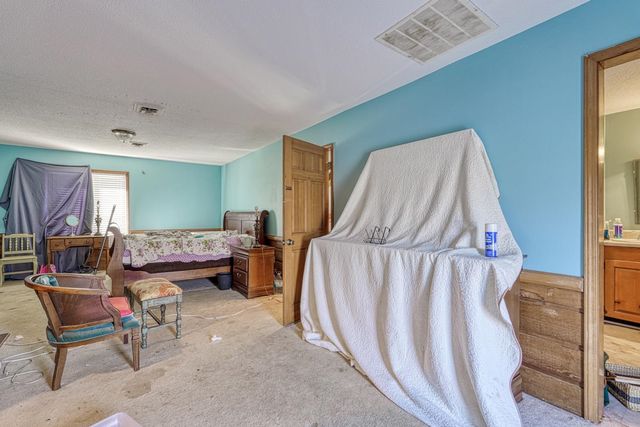 177 Rubin Thorne Rd, Campobello, SC 29322