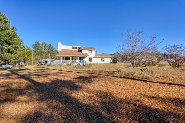 177 Rubin Thorne Rd, Campobello, SC 29322